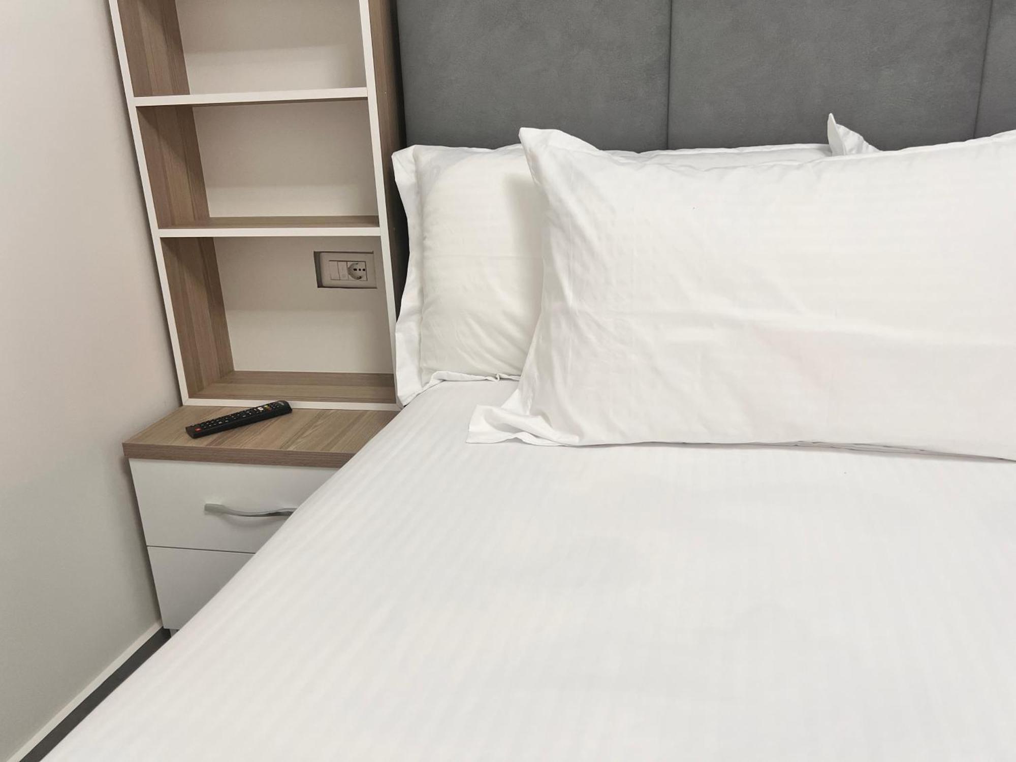 D&D Hotel Shëngjin Kültér fotó